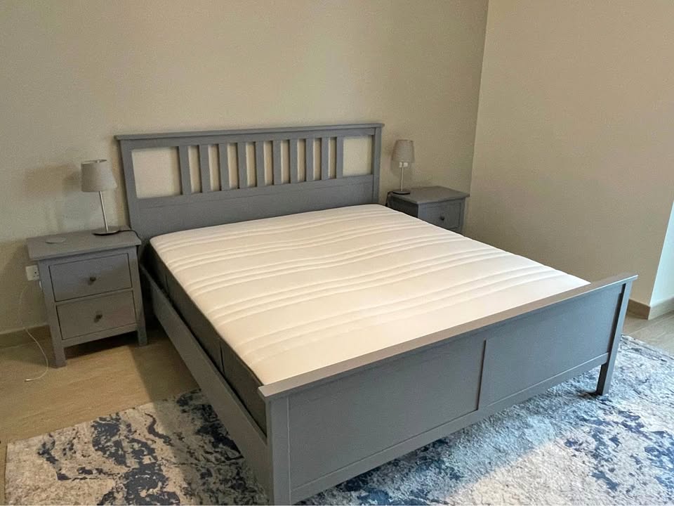 IKEA hemnes king size bed and mattress – Ready My Space