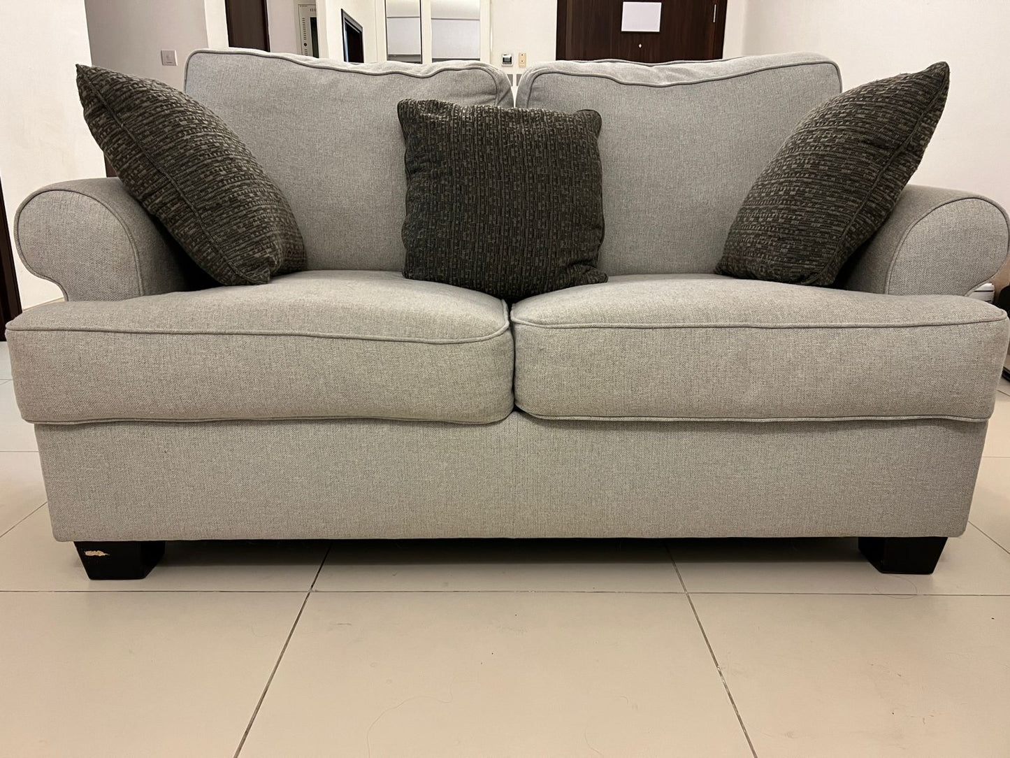 United Furniture 3+2 Sofa set