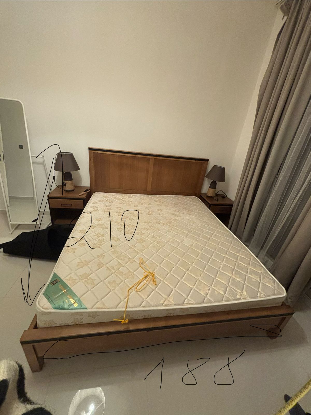 King size wooden bedroom set