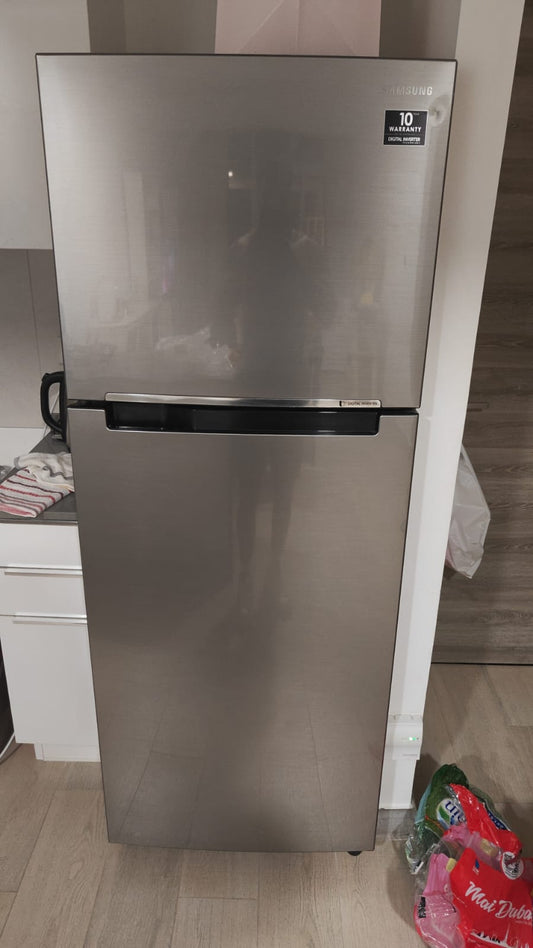 Samsung stainless steel top-freezer refrigerator