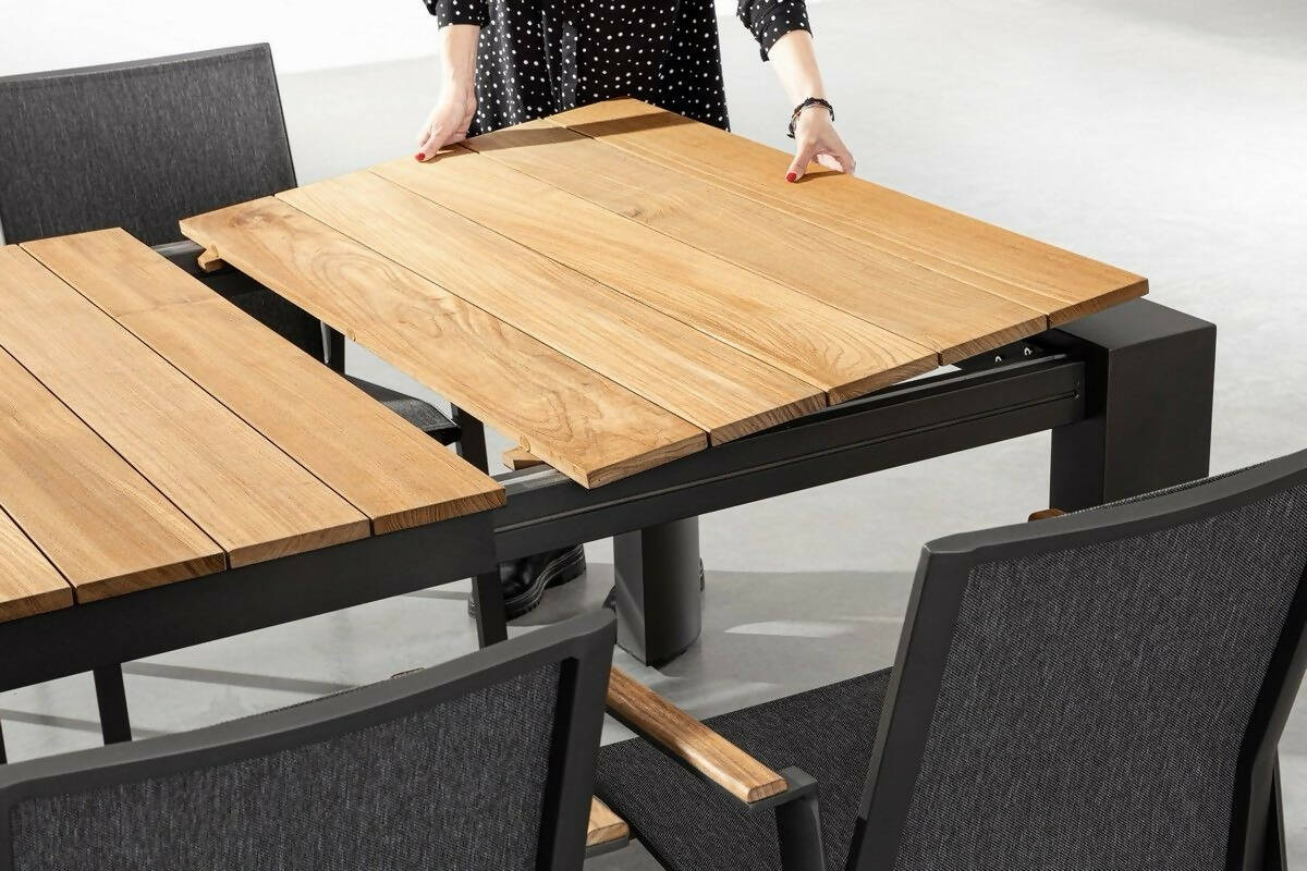 Bizzotto Extendable 8-10 seater dining table